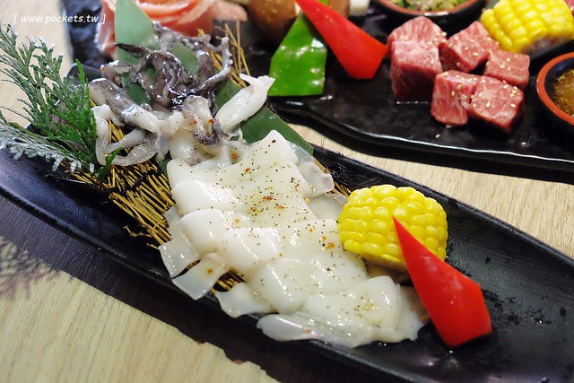 一頭牛日式燒肉．清酒┃台中南屯美食：台中公益路日式燒肉店，全新菜單11月新上市，大口享受9A級和牛套餐 @飛天璇的口袋