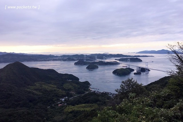 【日本愛媛】亀老山展望公園~今治市的三大必訪美景，遠眺來島海峽大橋夕陽，日劇心有所屬(有喜歡的人)拍攝地點 @飛天璇的口袋