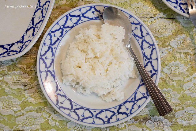 泰國安帕瓦｜Baanrak Amphawa 安帕瓦愛之家旅館｜泰國傳統水上屋，鄰近安帕瓦水上市場，可以參加晚上賞螢清晨供僧活動 @飛天璇的口袋