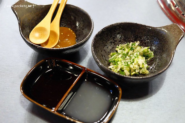 舞蟹┃台中西屯美食：$1350元~活凍帝王蟹、安格斯黑牛、頂級燒烤吃到飽，每日配送新鮮漁獲，刺身、握壽司，台灣啤酒喝到飽，Haagen-Dazs冰淇淋 @飛天璇的口袋