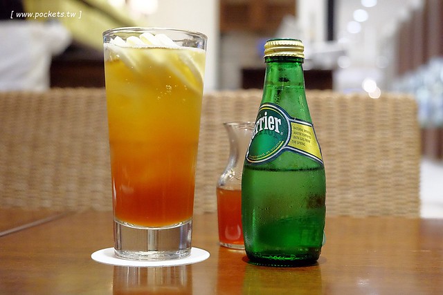 日本愛知｜Harbs名古屋榮本店．必吃水果千層蛋糕，奶油怎麼有辦法這麼清爽好吃 @飛天璇的口袋