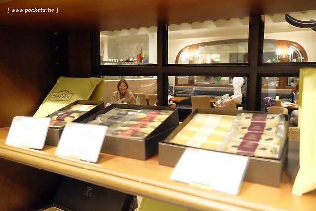 日本愛知｜Harbs名古屋榮本店．必吃水果千層蛋糕，奶油怎麼有辦法這麼清爽好吃 @飛天璇的口袋