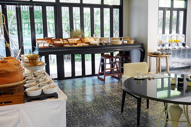 泰國曼谷｜Hua Chang Heritage Hotel 曼谷華昌文化遺產飯店，充滿少女風情的粉色房間，緊鄰BTS Ratchathewi、MBK、Siam Discovery，逛街購物方便 @飛天璇的口袋