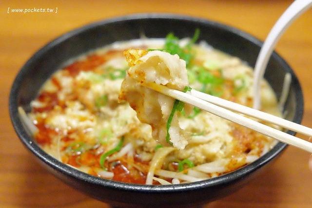 若武者拉麵 Wakamusha┃福島拉麵推薦：全美拉麵海外第一名，旅遊二本松市必吃推薦，夏日御菓子処的對面 @飛天璇的口袋