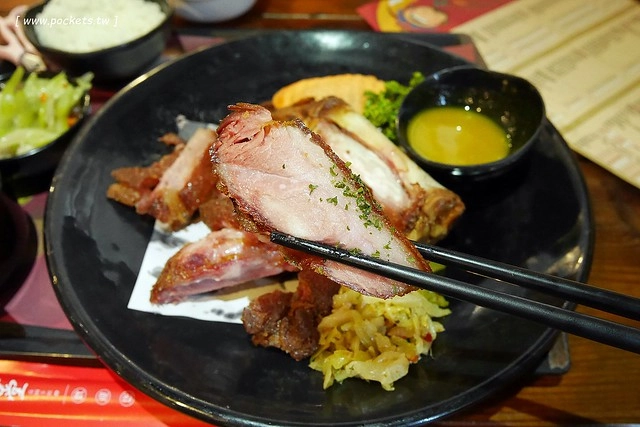 台中潭子｜東喜堂花園茶館．離市區最近的美食桃源，適合團體聚餐和親子同遊 @飛天璇的口袋