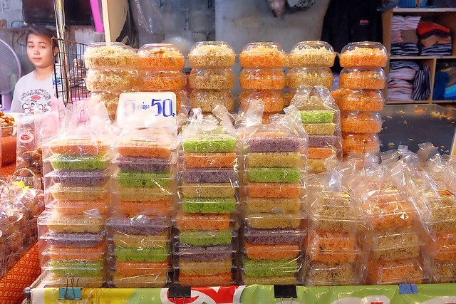 泰國安帕瓦｜安帕瓦水上市場｜每個星期五、六、日才出沒的夜市，泰國自由行最愛的景點之一，品嚐Chalsamran Amphawa ร้านอาหารเจ้าสำราญ晚餐 @飛天璇的口袋