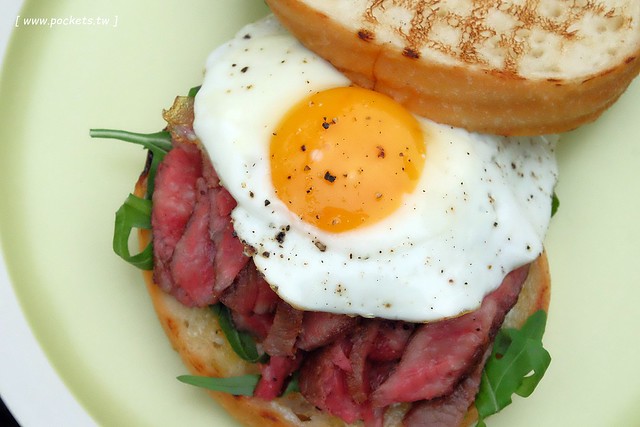 【台中北屯】柴窯火腿製造所，團購界搶翻天的牛肉、香腸、火腿、肉鬆還有三明治 @飛天璇的口袋