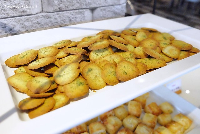 陶然左岸蔬食百匯吃到飽｜380元吃到飽，義大利illy咖啡、阿里山桃喜紅茶、樂活蛋、信豐農場紅藜麥&hellip;嚴選食材，蔬食也可以兼具健康與美味 @飛天璇的口袋