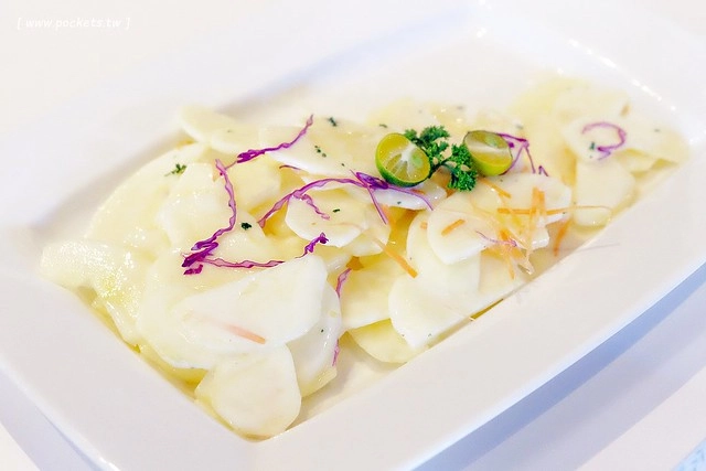 陶然左岸蔬食百匯吃到飽｜380元吃到飽，義大利illy咖啡、阿里山桃喜紅茶、樂活蛋、信豐農場紅藜麥&hellip;嚴選食材，蔬食也可以兼具健康與美味 @飛天璇的口袋