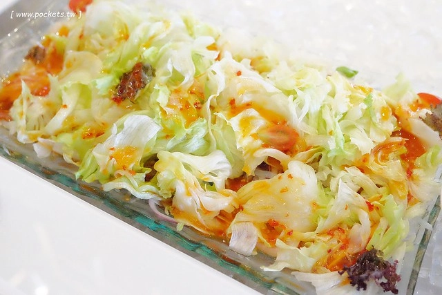 陶然左岸蔬食百匯吃到飽｜380元吃到飽，義大利illy咖啡、阿里山桃喜紅茶、樂活蛋、信豐農場紅藜麥&hellip;嚴選食材，蔬食也可以兼具健康與美味 @飛天璇的口袋