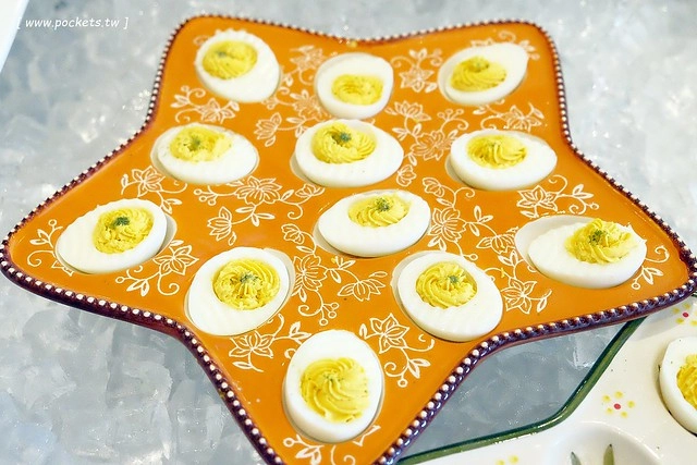 陶然左岸蔬食百匯吃到飽｜380元吃到飽，義大利illy咖啡、阿里山桃喜紅茶、樂活蛋、信豐農場紅藜麥&hellip;嚴選食材，蔬食也可以兼具健康與美味 @飛天璇的口袋