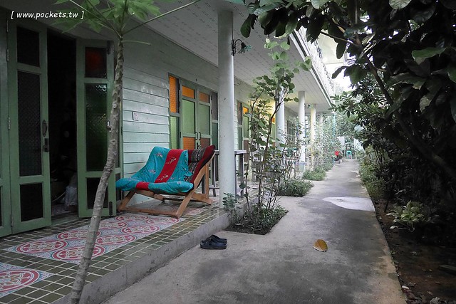 泰國安帕瓦｜Baanrak Amphawa 安帕瓦愛之家旅館｜泰國傳統水上屋，鄰近安帕瓦水上市場，可以參加晚上賞螢清晨供僧活動 @飛天璇的口袋