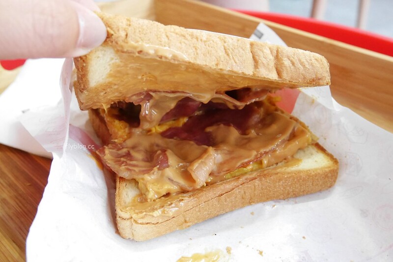 Isaac Toast & Coffee：韓國來的超人氣早餐店，超適合網美打卡 @飛天璇的口袋