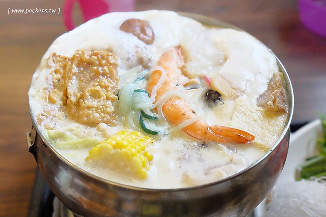 台中捷運總站｜搭捷運遊台中！台中捷運總站美食景點懶人包 @飛天璇的口袋