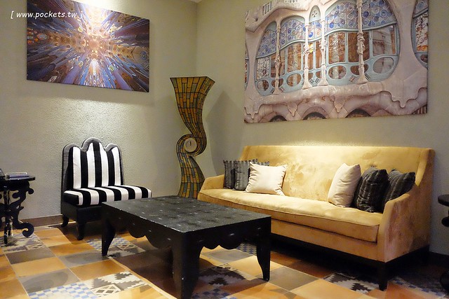 芭蕾城市渡假旅館┃台中住宿推薦：擁有50幾種房型的新銳旅館，部份Villa房型還有附KTV和游泳池，全新一泊二食住飯店吃燒肉 @飛天璇的口袋