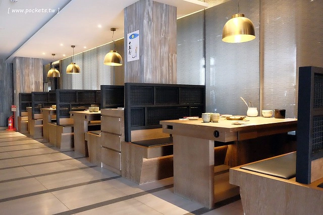 鮨樂海鮮市場 火鍋┃台中西屯美食：現流新鮮海產看的到，海鮮火鍋食材超霸氣，每日當天魚獲現點現煮 @飛天璇的口袋