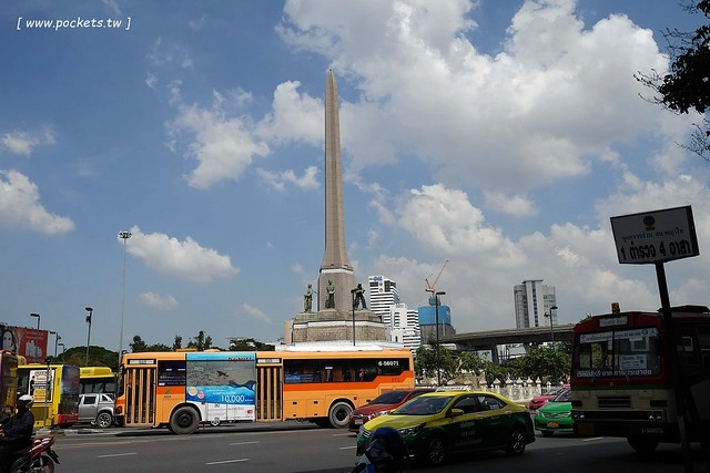 泰國華欣｜如何從曼谷到華欣？最新交通方式，曼谷Southern Bus Terminal南巴士站搭乘mini van @飛天璇的口袋