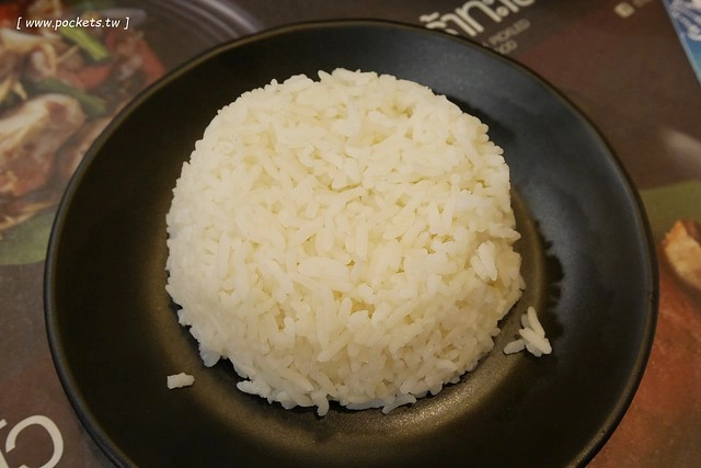 泰國華欣｜ลาวญวน Laos Yuan Restaurant｜泰國知名連鎖餐廳，位於BLUPORT Hua Hin Resort Mall一樓，餐點平價又美味 @飛天璇的口袋