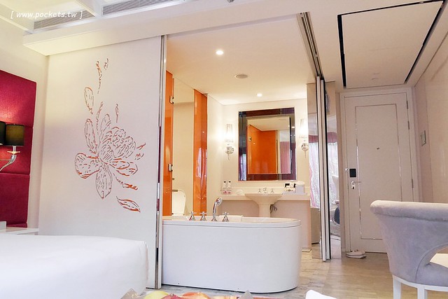 泰國曼谷｜Hua Chang Heritage Hotel 曼谷華昌文化遺產飯店，充滿少女風情的粉色房間，緊鄰BTS Ratchathewi、MBK、Siam Discovery，逛街購物方便 @飛天璇的口袋