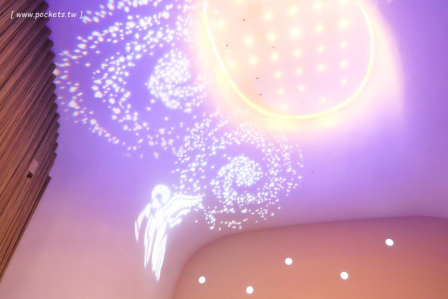 【台中西屯】台中國家歌劇院：伊東豊雄的現代建築，以自然為主題，結合劇院、商場、餐廳和空中花園 @飛天璇的口袋