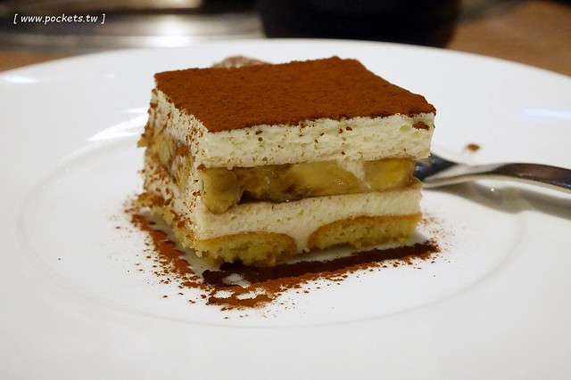 燒肉風間 Kazama┃台中公益路美食：期間限定哈利波特活動，華麗新年晚宴三人套餐足夠四人使用，打卡送密函享餐點優惠 @飛天璇的口袋