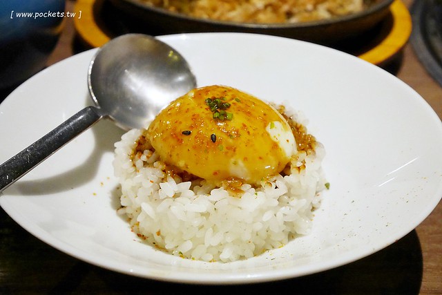 燒肉風間 Kazama┃台中公益路美食：期間限定哈利波特活動，華麗新年晚宴三人套餐足夠四人使用，打卡送密函享餐點優惠 @飛天璇的口袋