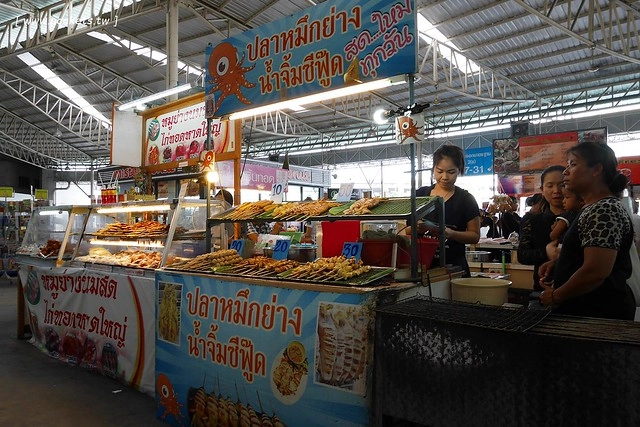 泰國華欣｜如何從曼谷到華欣？最新交通方式，曼谷Southern Bus Terminal南巴士站搭乘mini van @飛天璇的口袋