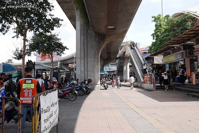 泰國華欣｜如何從曼谷到華欣？最新交通方式，曼谷Southern Bus Terminal南巴士站搭乘mini van @飛天璇的口袋