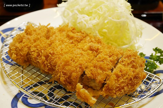 邁泉豬排MAiSENとんかつまい泉┃台中西屯美食：號稱東京最好吃炸豬排，在台灣也吃的到日本鹿兒島豬排，台中新光三越10樓餐廳美食 @飛天璇的口袋