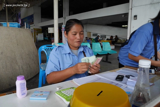 泰國華欣｜如何從曼谷到華欣？最新交通方式，曼谷Southern Bus Terminal南巴士站搭乘mini van @飛天璇的口袋