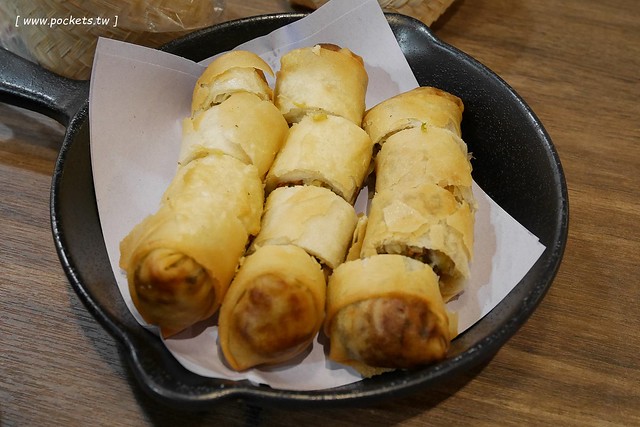 泰國華欣｜ลาวญวน Laos Yuan Restaurant｜泰國知名連鎖餐廳，位於BLUPORT Hua Hin Resort Mall一樓，餐點平價又美味 @飛天璇的口袋