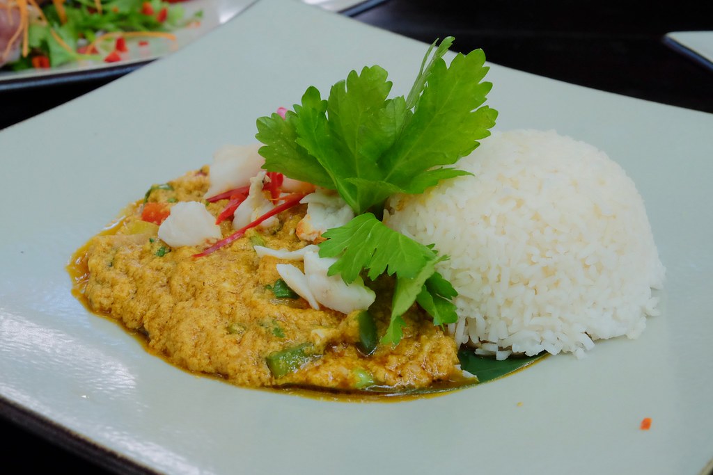 泰國清邁｜Fahtara Coffee，充滿蘭納風情的庭園咖啡館，tripadvisor古城區超人氣美食餐廳推薦 @飛天璇的口袋