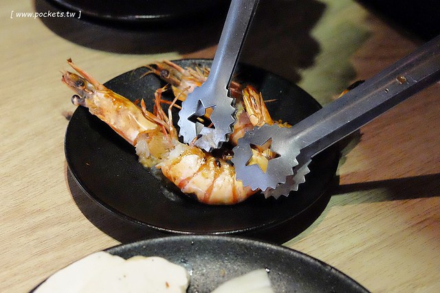 一頭牛日式燒肉．清酒┃台中南屯美食：台中公益路日式燒肉店，全新菜單11月新上市，大口享受9A級和牛套餐 @飛天璇的口袋