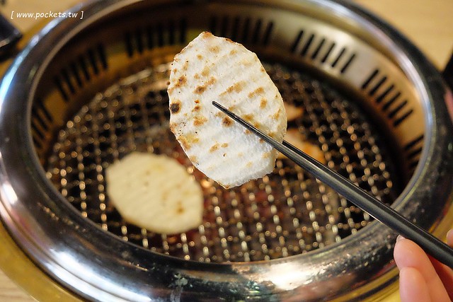 一頭牛日式燒肉．清酒┃台中南屯美食：台中公益路日式燒肉店，全新菜單11月新上市，大口享受9A級和牛套餐 @飛天璇的口袋