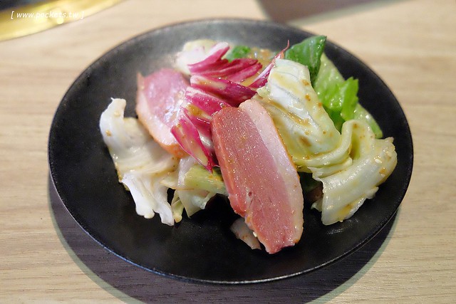 一頭牛日式燒肉．清酒┃台中南屯美食：台中公益路日式燒肉店，全新菜單11月新上市，大口享受9A級和牛套餐 @飛天璇的口袋