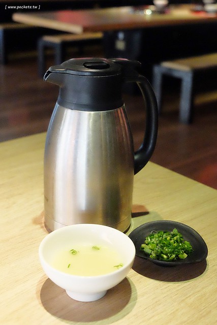 一頭牛日式燒肉．清酒┃台中南屯美食：台中公益路日式燒肉店，全新菜單11月新上市，大口享受9A級和牛套餐 @飛天璇的口袋