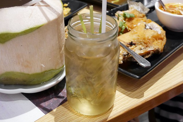 泰國曼谷｜Savoey The Mercury Ville Chidlom．泰國連鎖上味泰海鮮餐廳，推薦必吃咖哩螃蟹 @飛天璇的口袋