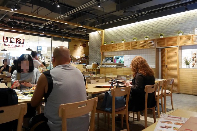 泰國曼谷｜Savoey The Mercury Ville Chidlom．泰國連鎖上味泰海鮮餐廳，推薦必吃咖哩螃蟹 @飛天璇的口袋