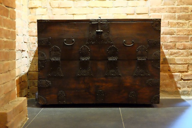 瓦庫燒肉 WOW COOL｜紅磚老宅改建新風情，燒肉風華再現舊市區，鄰近中區台中火車站 @飛天璇的口袋