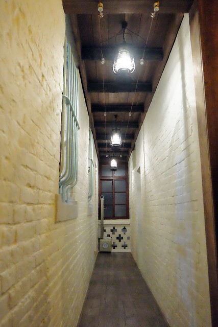 瓦庫燒肉 WOW COOL｜紅磚老宅改建新風情，燒肉風華再現舊市區，鄰近中區台中火車站 @飛天璇的口袋