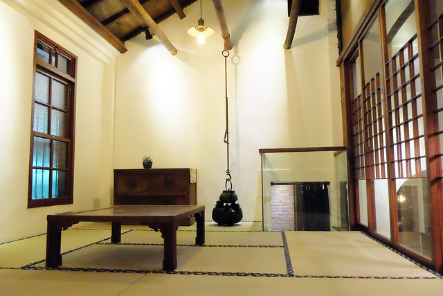 瓦庫燒肉 WOW COOL｜紅磚老宅改建新風情，燒肉風華再現舊市區，鄰近中區台中火車站 @飛天璇的口袋