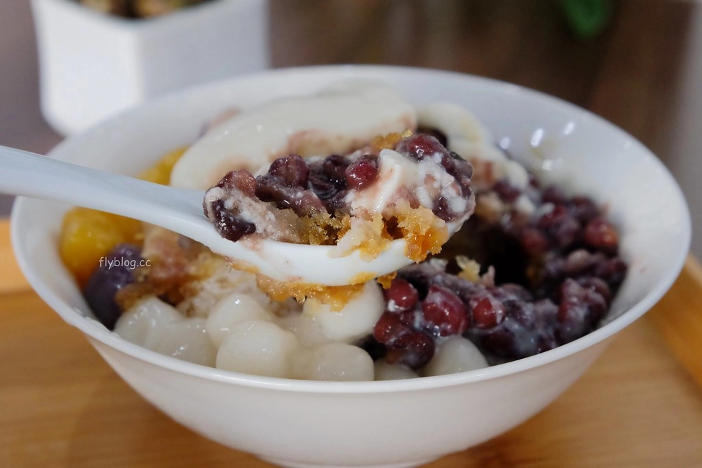 台中西區｜好豆堂商號．冰品豆花都很好吃，模範街必吃美食推薦 @飛天璇的口袋