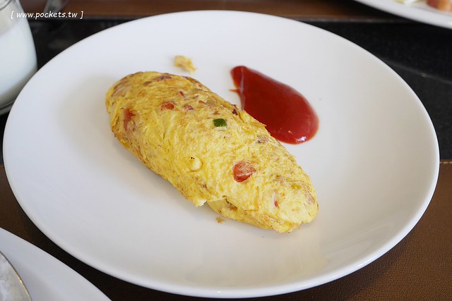 泰國曼谷｜Hua Chang Heritage Hotel 曼谷華昌文化遺產飯店，充滿少女風情的粉色房間，緊鄰BTS Ratchathewi、MBK、Siam Discovery，逛街購物方便 @飛天璇的口袋