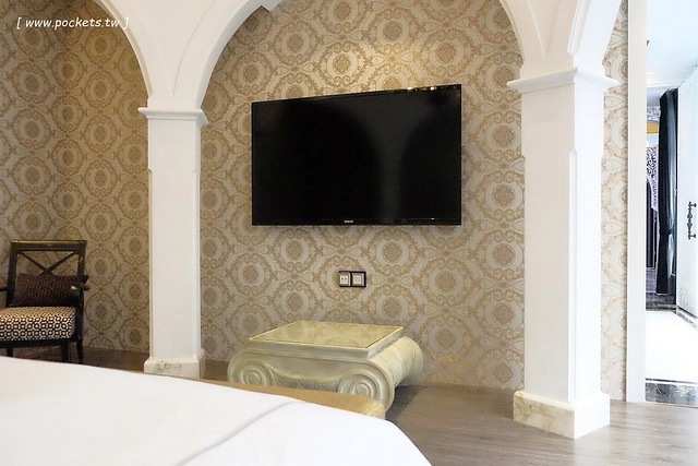 芭蕾城市渡假旅館┃台中住宿推薦：擁有50幾種房型的新銳旅館，部份Villa房型還有附KTV和游泳池，全新一泊二食住飯店吃燒肉 @飛天璇的口袋