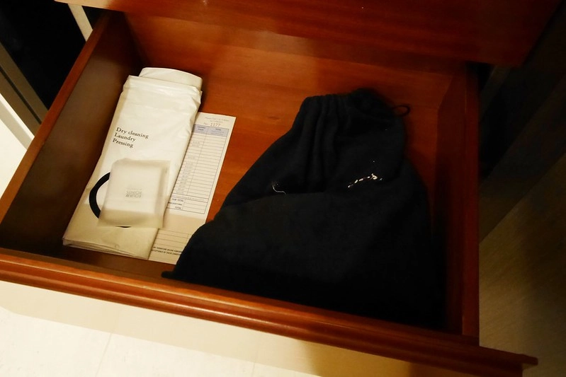 澳洲珀斯｜Four Points By Sheraton 福朋喜來登飯店，珀斯體育館正對面，隔壁有便利商店 @飛天璇的口袋