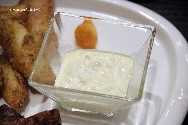 新天地西洋博物館｜充滿文藝復興氛圍的圖書館，新天地餐廳馥樂詩輕食 @飛天璇的口袋