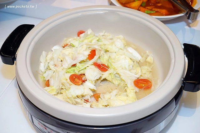 陶然左岸蔬食百匯吃到飽｜380元吃到飽，義大利illy咖啡、阿里山桃喜紅茶、樂活蛋、信豐農場紅藜麥&hellip;嚴選食材，蔬食也可以兼具健康與美味 @飛天璇的口袋