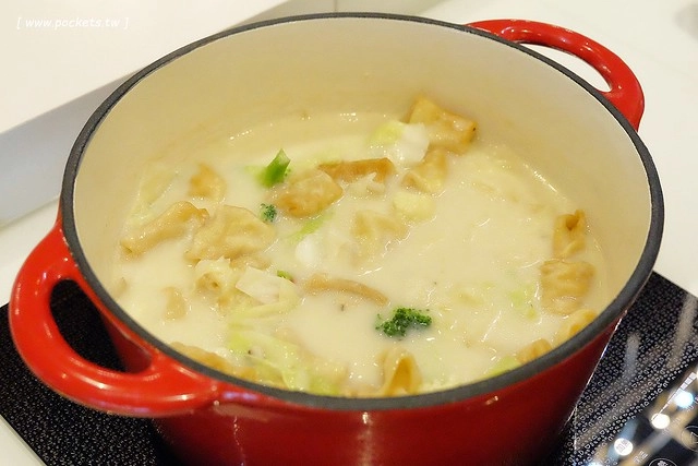 陶然左岸蔬食百匯吃到飽｜380元吃到飽，義大利illy咖啡、阿里山桃喜紅茶、樂活蛋、信豐農場紅藜麥&hellip;嚴選食材，蔬食也可以兼具健康與美味 @飛天璇的口袋