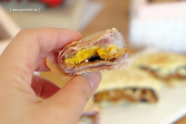 亞尼克台中旗艦店┃台中西區美食：座落在美術館綠園道旁，生乳捲、地瓜酥、喜Q餅年節伴手禮一網打盡，二樓還有自主DIY體驗專區 @飛天璇的口袋