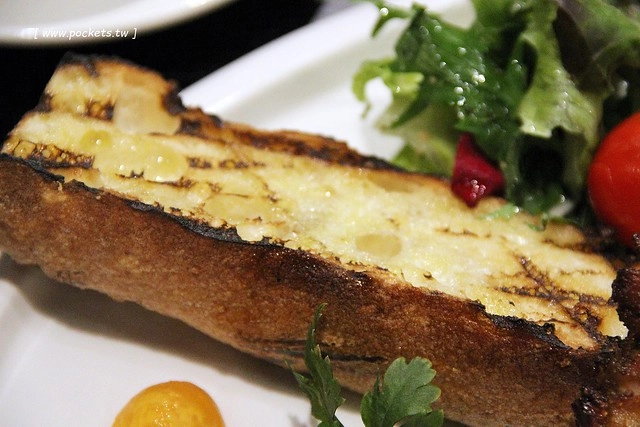 新天地西洋博物館｜充滿文藝復興氛圍的圖書館，新天地餐廳馥樂詩輕食 @飛天璇的口袋